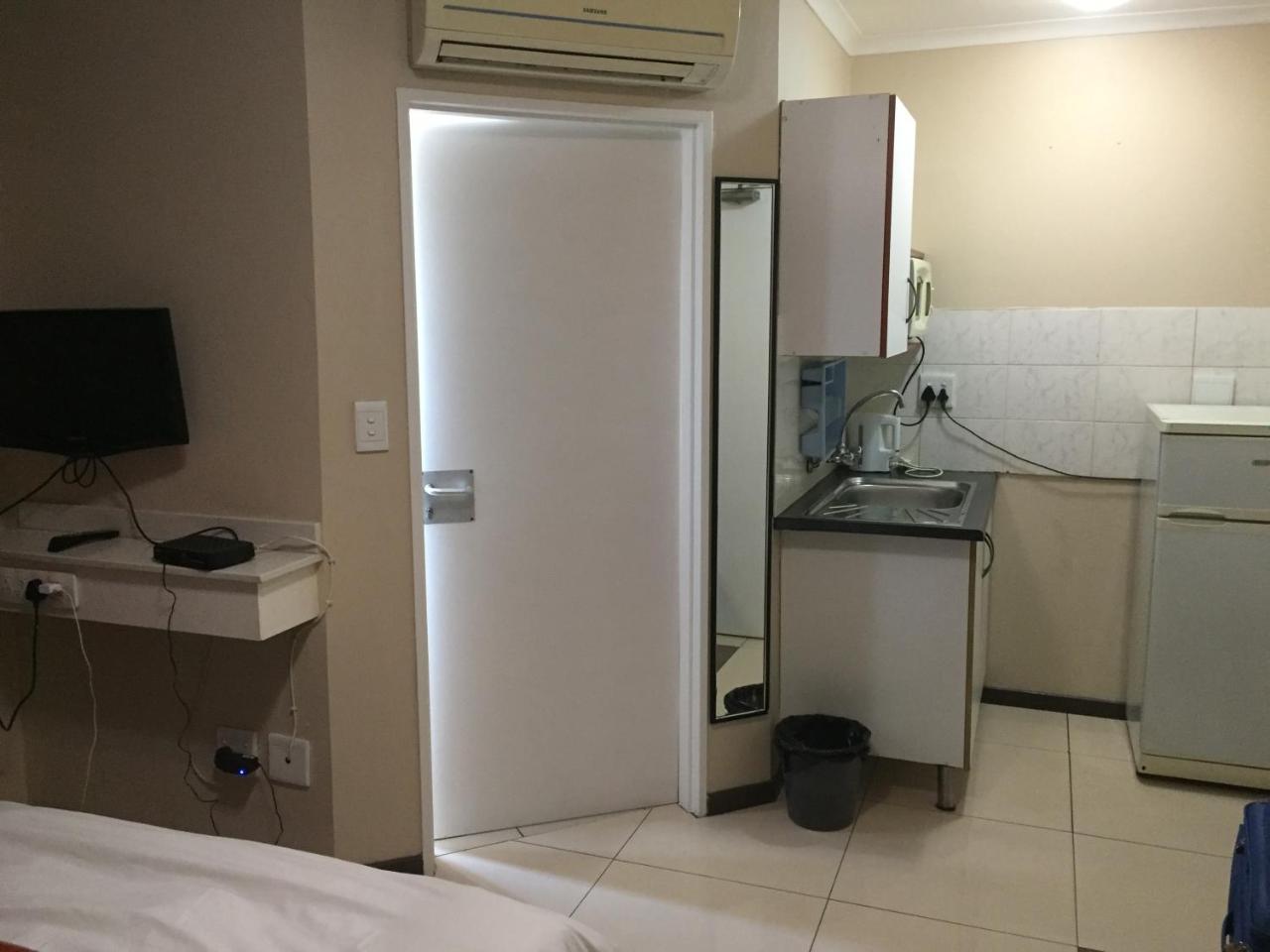جوهانسبورغ Fordsburg Inn المظهر الخارجي الصورة